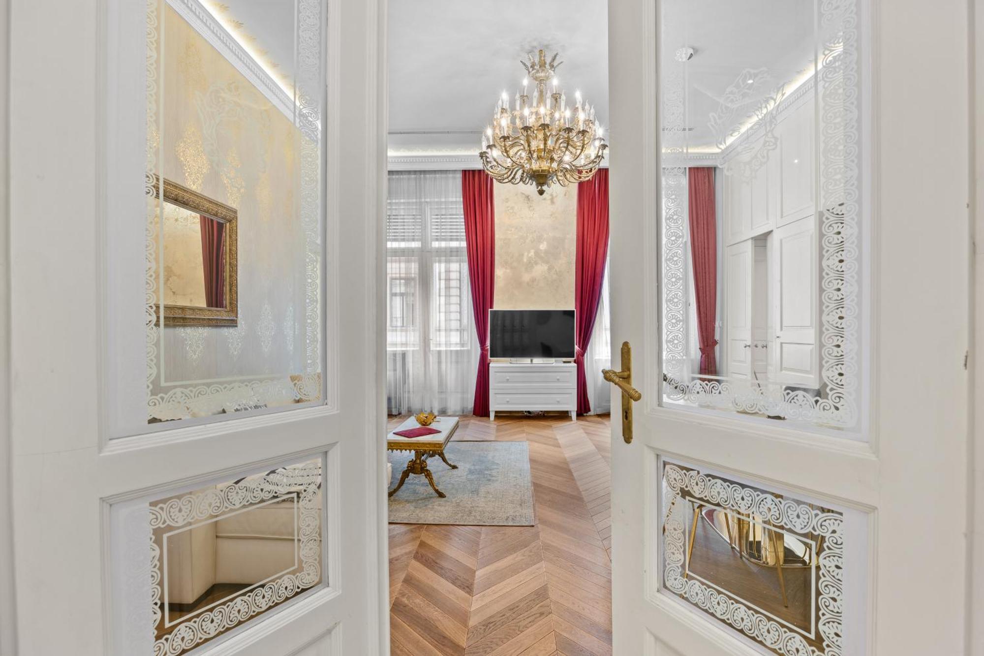 Count Zrinyi Basilica Luxurious Residence Βουδαπέστη Εξωτερικό φωτογραφία